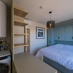 Lakme - 0801 + Box 16