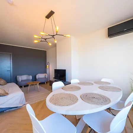 Lakme - 0801 + Box 16 * Middelkerke